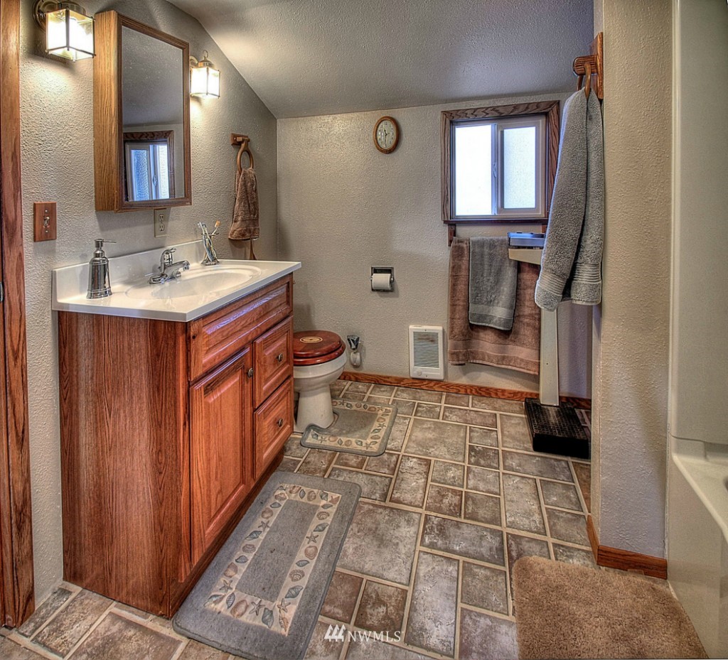 1542 South Wilton Road Tacoma, WA 98466 - Photo 10 of 15