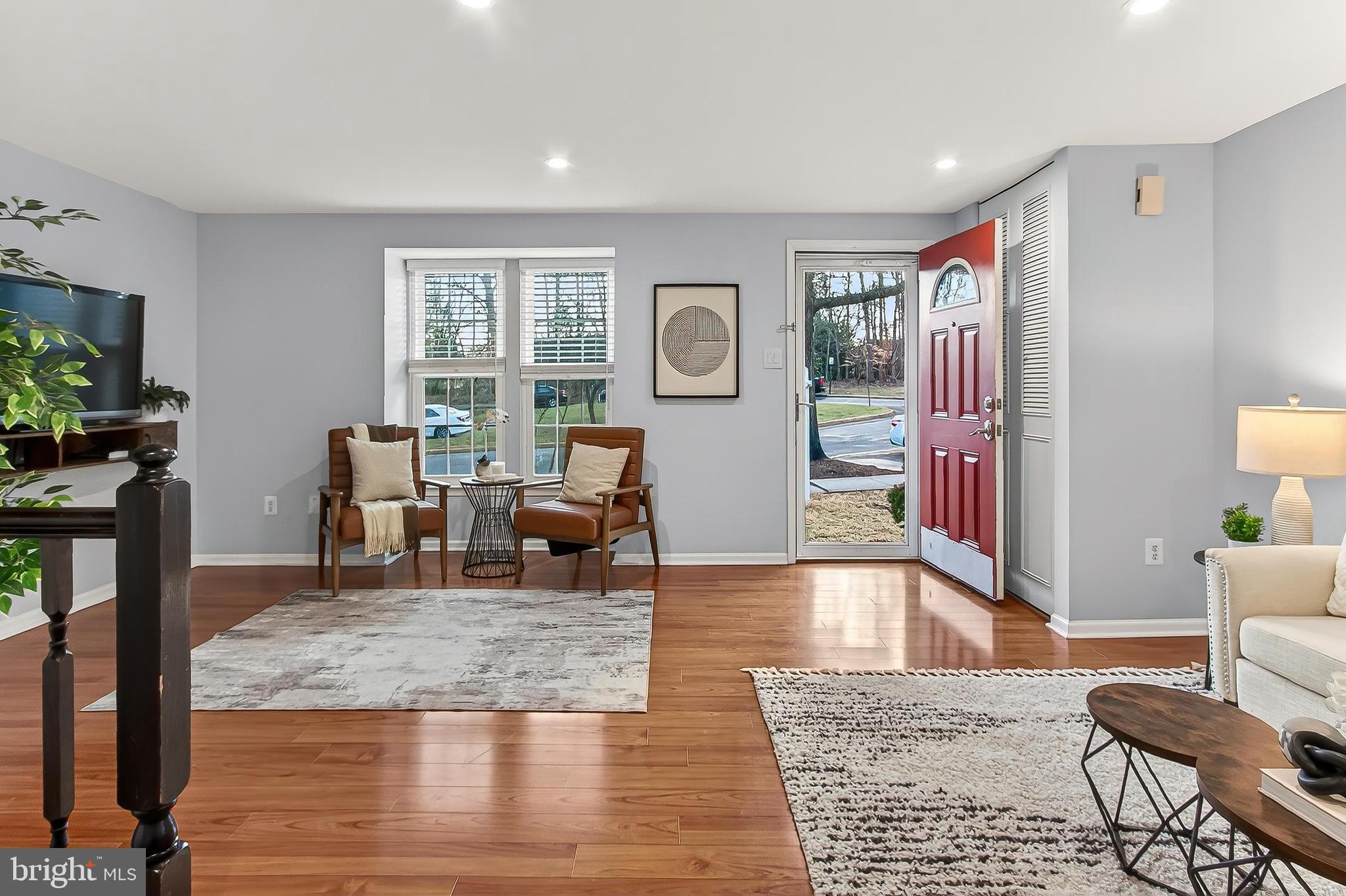 14578 Olde Kent Road Centreville, VA 20120 - Photo 4 of 42