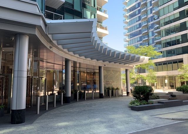 $5,200,000 | 22 Liberty Drive, Unit 7D, Boston, MA 02210