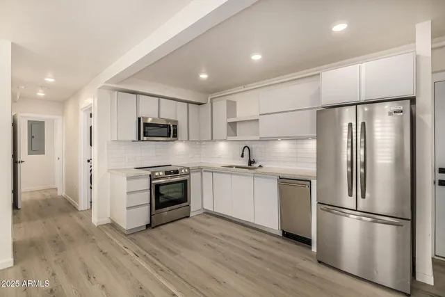 $1,399 | 5306 East Polk Street, Unit 307, Phoenix, AZ 85008