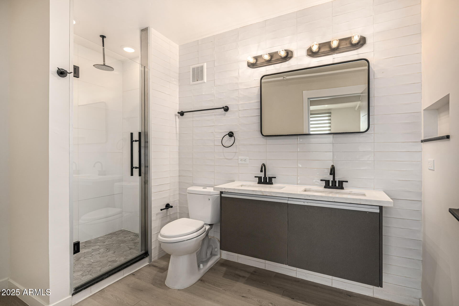 5306 East Polk Street, Unit 307 Phoenix, AZ 85008 - Photo 9 of 14 15-Polk 108