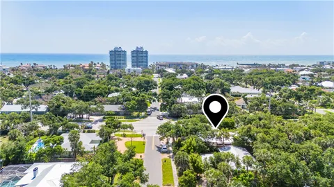 $949,900 | 670 Cypress Road, Vero Beach, FL 32963