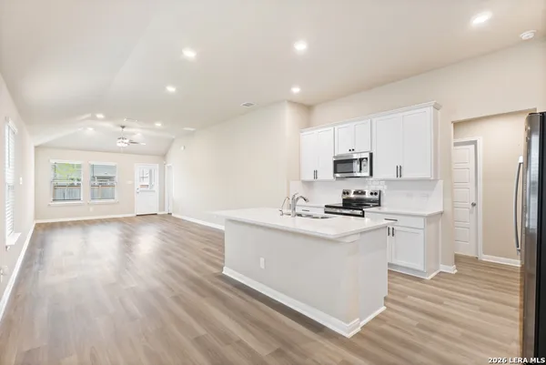 $1,700 | 4262 Winston Avenue, New Braunfels, TX 78130