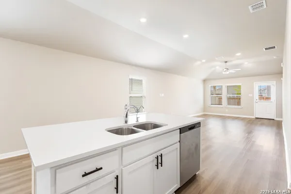 $1,700 | 4262 Winston Avenue, New Braunfels, TX 78130