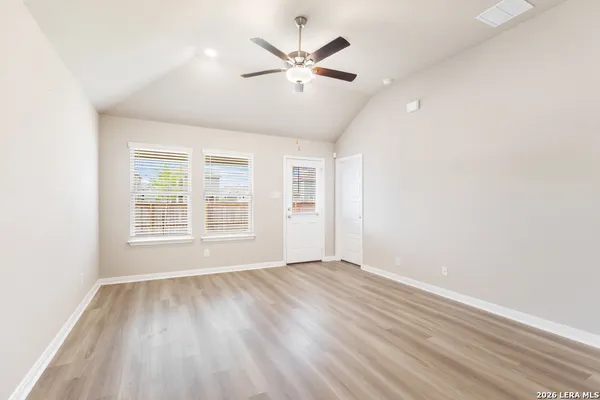 $1,700 | 4262 Winston Avenue, New Braunfels, TX 78130