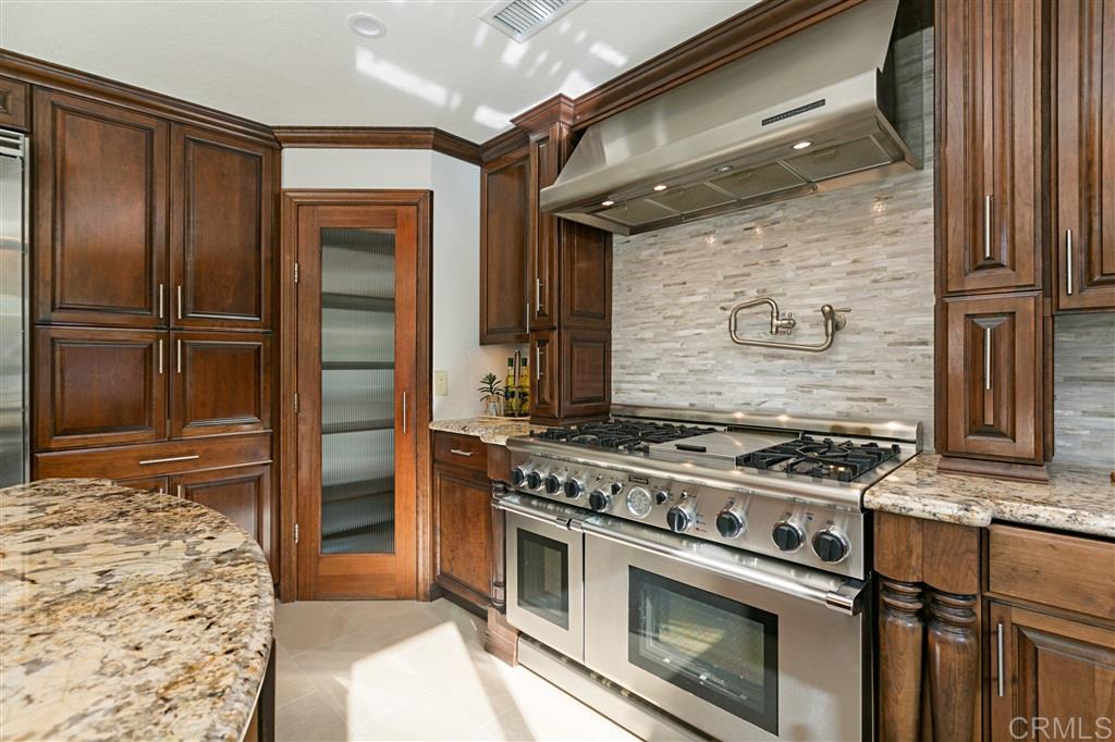 950 Rancho Santa Fe Road Encinitas, CA 92024 - Photo 9 of 20 Gallery Image 9