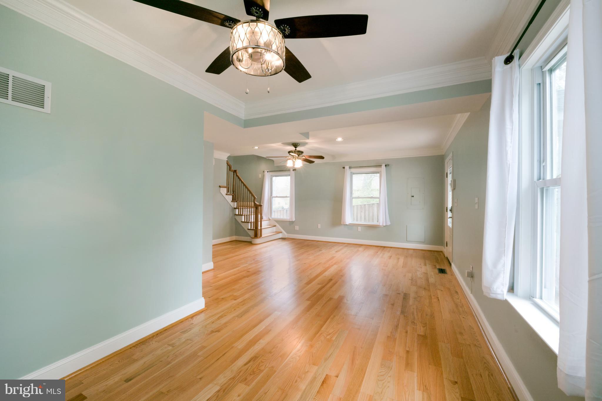 1702 Oldtown Road Edgewater, MD 21037 - Photo 5 of 30 Family Room