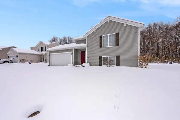 $275,000 | 210 Station Hill Street, Galesburg, MI 49053