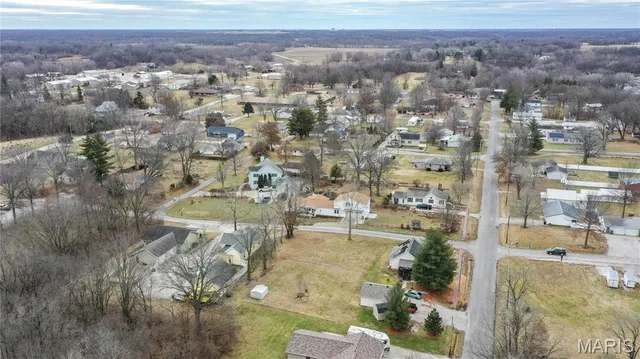 $22,000 | 420 Ash Street, Carlinville, IL 62626