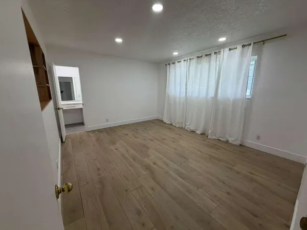 $4,200 | 5416 Jefferson Street, Hollywood, FL 33021