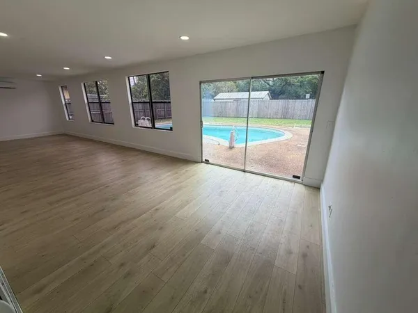 $4,200 | 5416 Jefferson Street, Hollywood, FL 33021