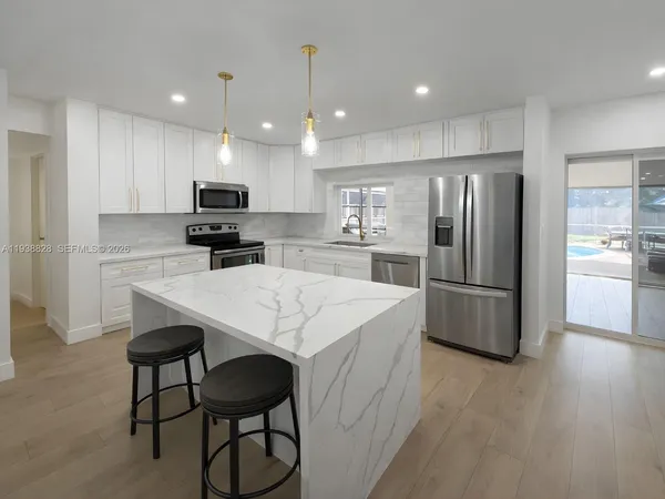 $4,200 | 5416 Jefferson Street, Hollywood, FL 33021