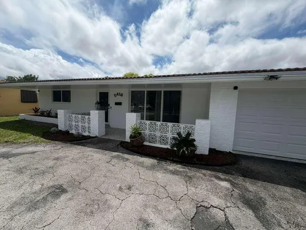 $4,200 | 5416 Jefferson Street, Hollywood, FL 33021