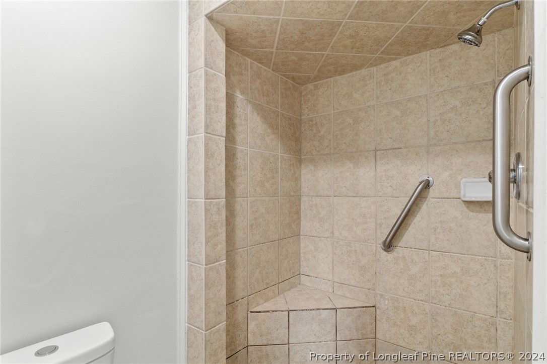 806 Rock Spring Road Fayetteville, NC 28314 - Photo 14 of 21 Gallery Image 14
