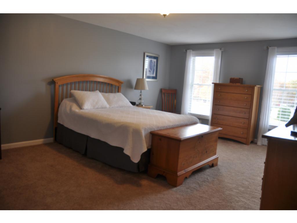 10 Beacon Hill Road Hooksett, NH 03106 - Photo 11 of 23