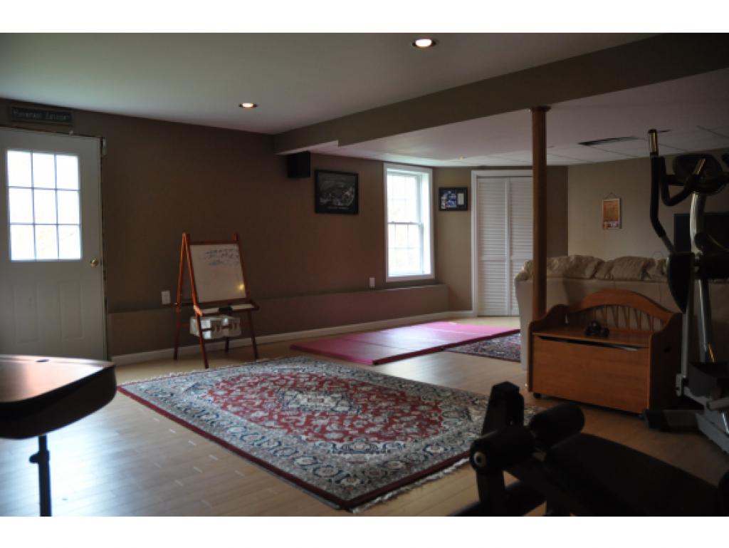 10 Beacon Hill Road Hooksett, NH 03106 - Photo 16 of 23