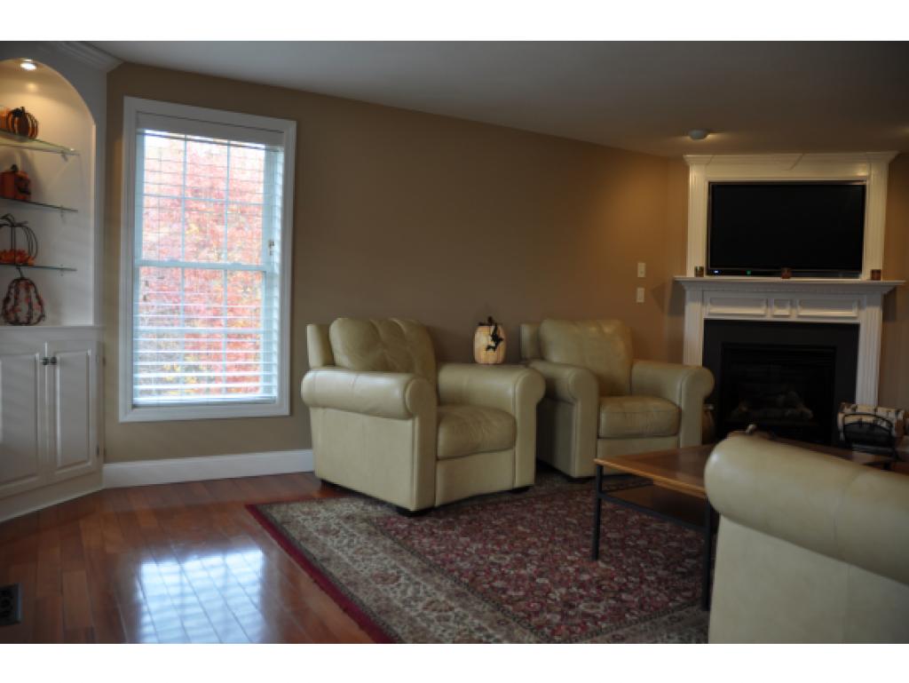 10 Beacon Hill Road Hooksett, NH 03106 - Photo 9 of 23