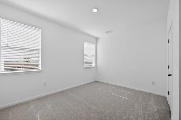 $2,300 | 5804 Swedish Farms Terrace, Del Valle, TX 78617