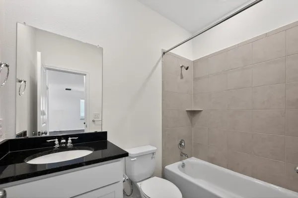 $2,300 | 5804 Swedish Farms Terrace, Del Valle, TX 78617