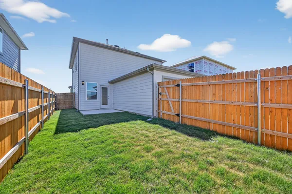 $2,300 | 5804 Swedish Farms Terrace, Del Valle, TX 78617