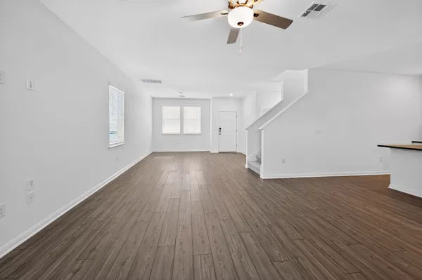 $2,300 | 5804 Swedish Farms Terrace, Del Valle, TX 78617