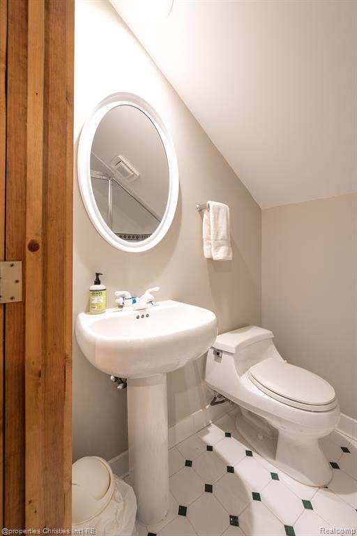 116 Endicott Road Bloomfield Hills, MI 48304 - Photo 54 of 77