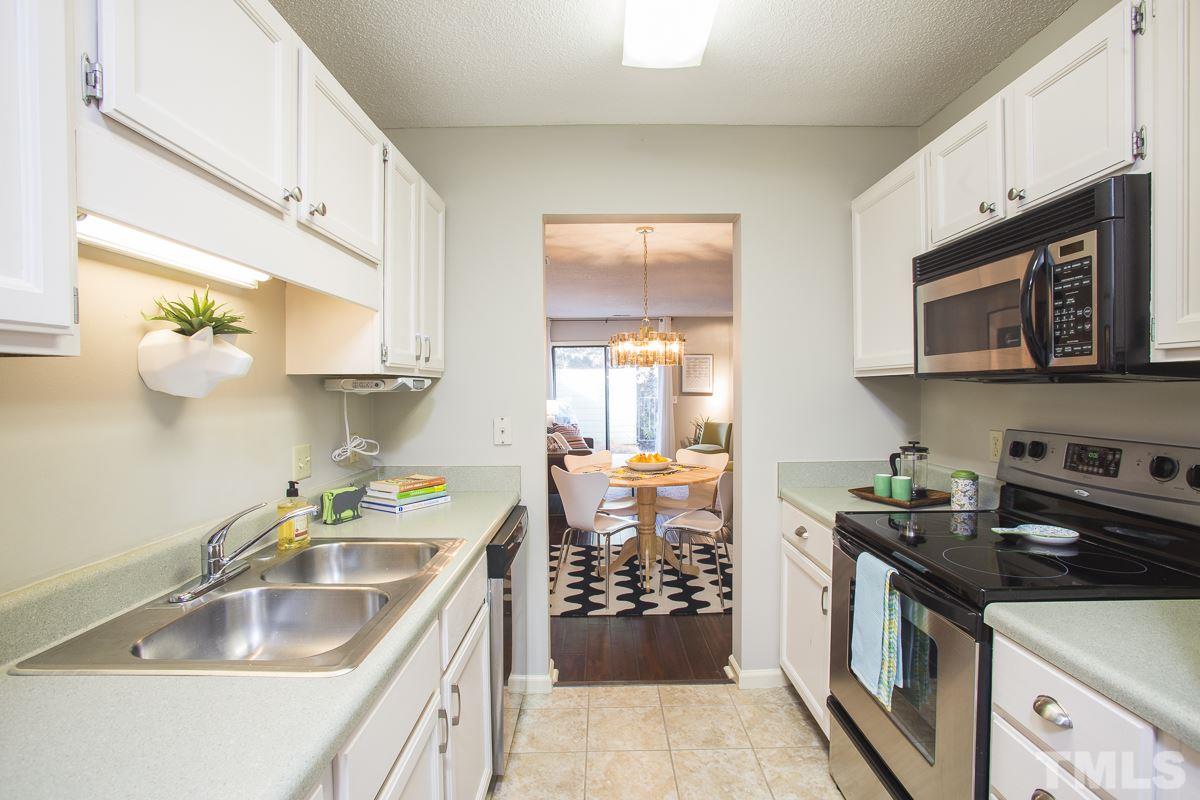 24 Parson Chase Durham, NC 27713 - Photo 9 of 22 Gallery Image 9