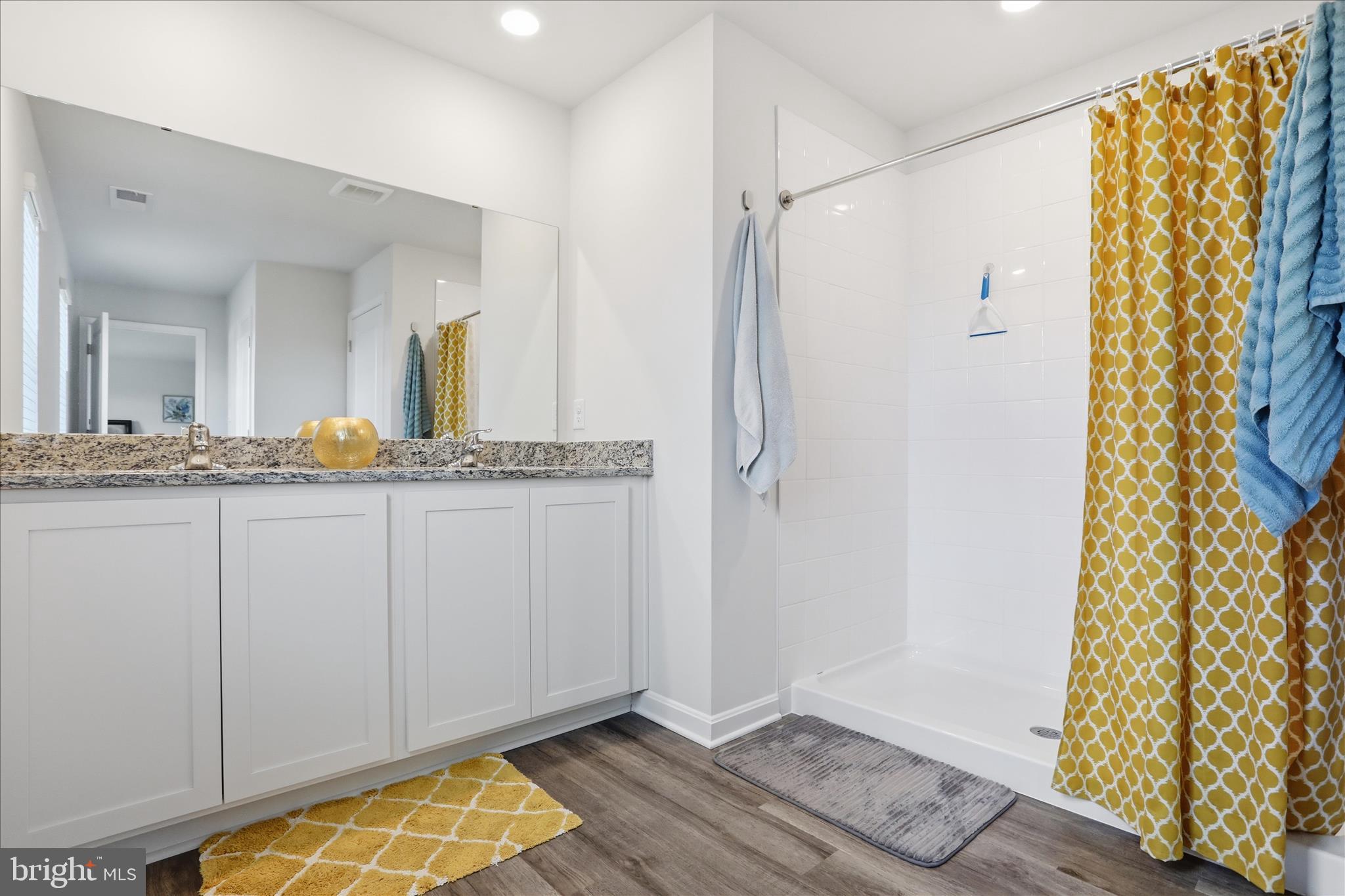 183 Riderwood Way Shepherdstown, WV 25443 - Photo 22 of 33 Primary Bath