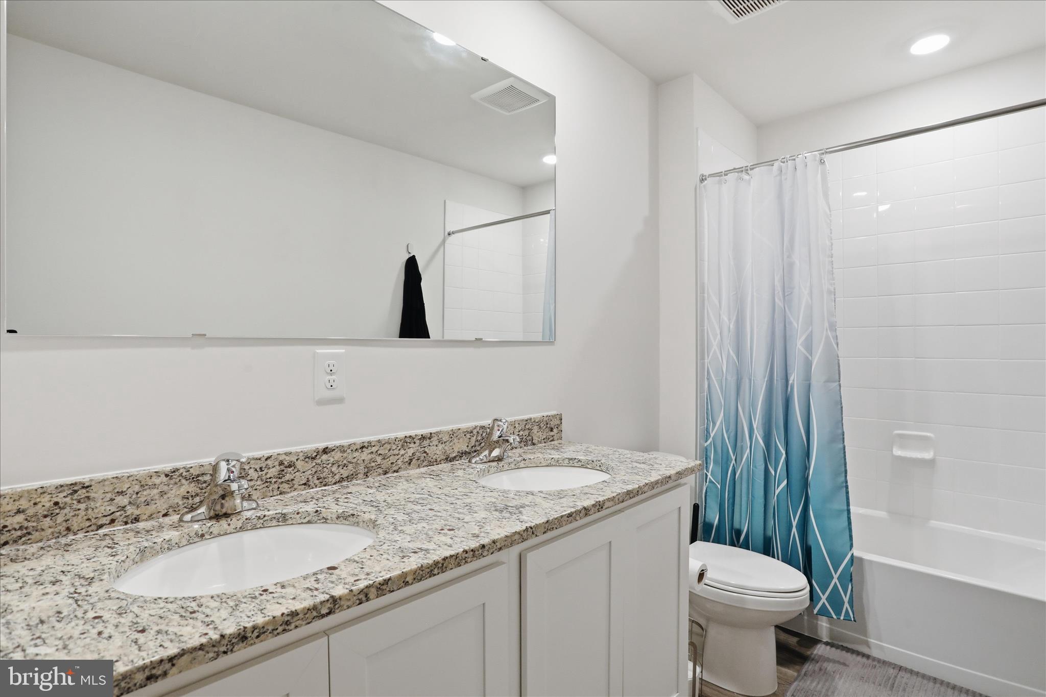 183 Riderwood Way Shepherdstown, WV 25443 - Photo 29 of 33 Bathroom