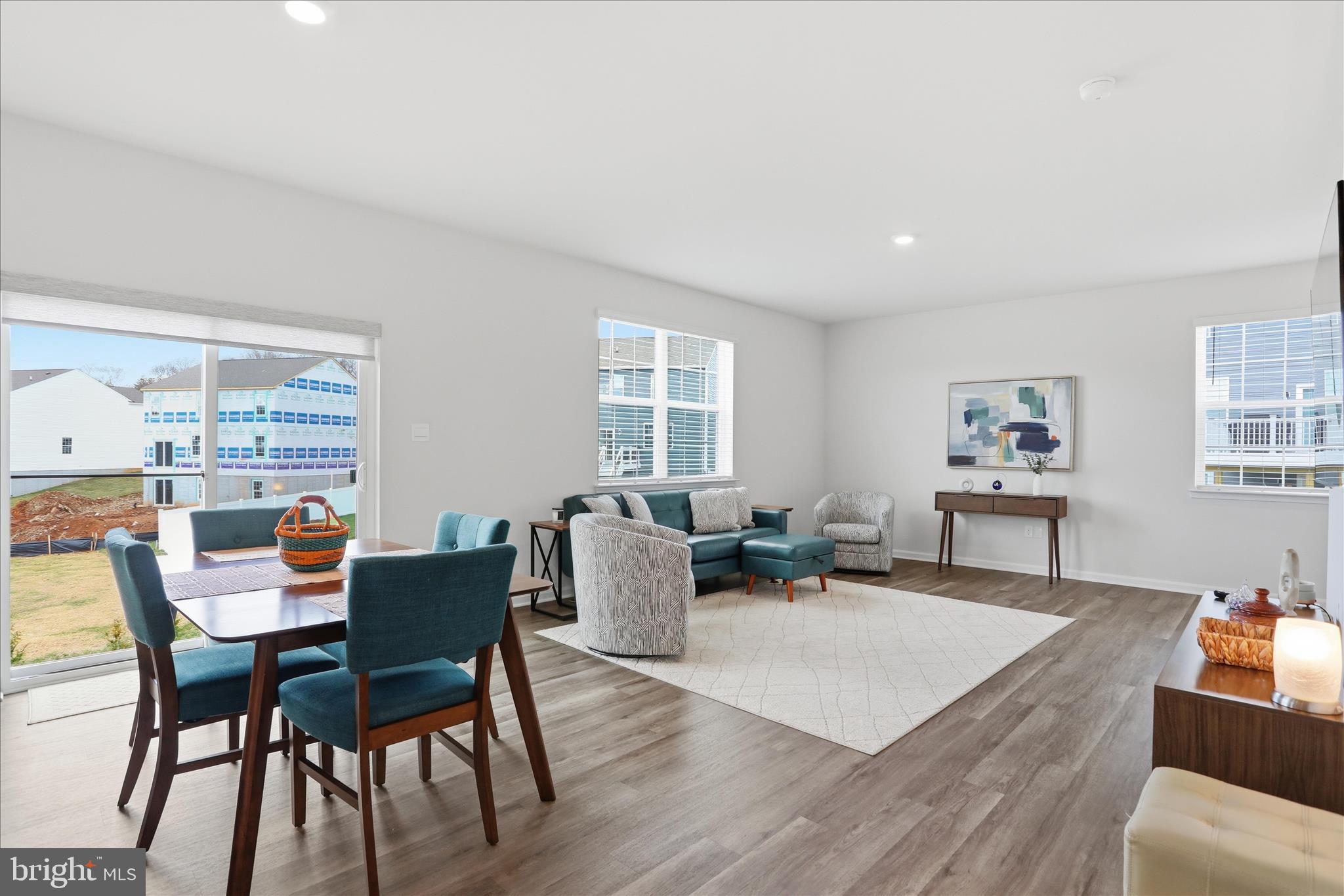 183 Riderwood Way Shepherdstown, WV 25443 - Photo 7 of 33 Living Room