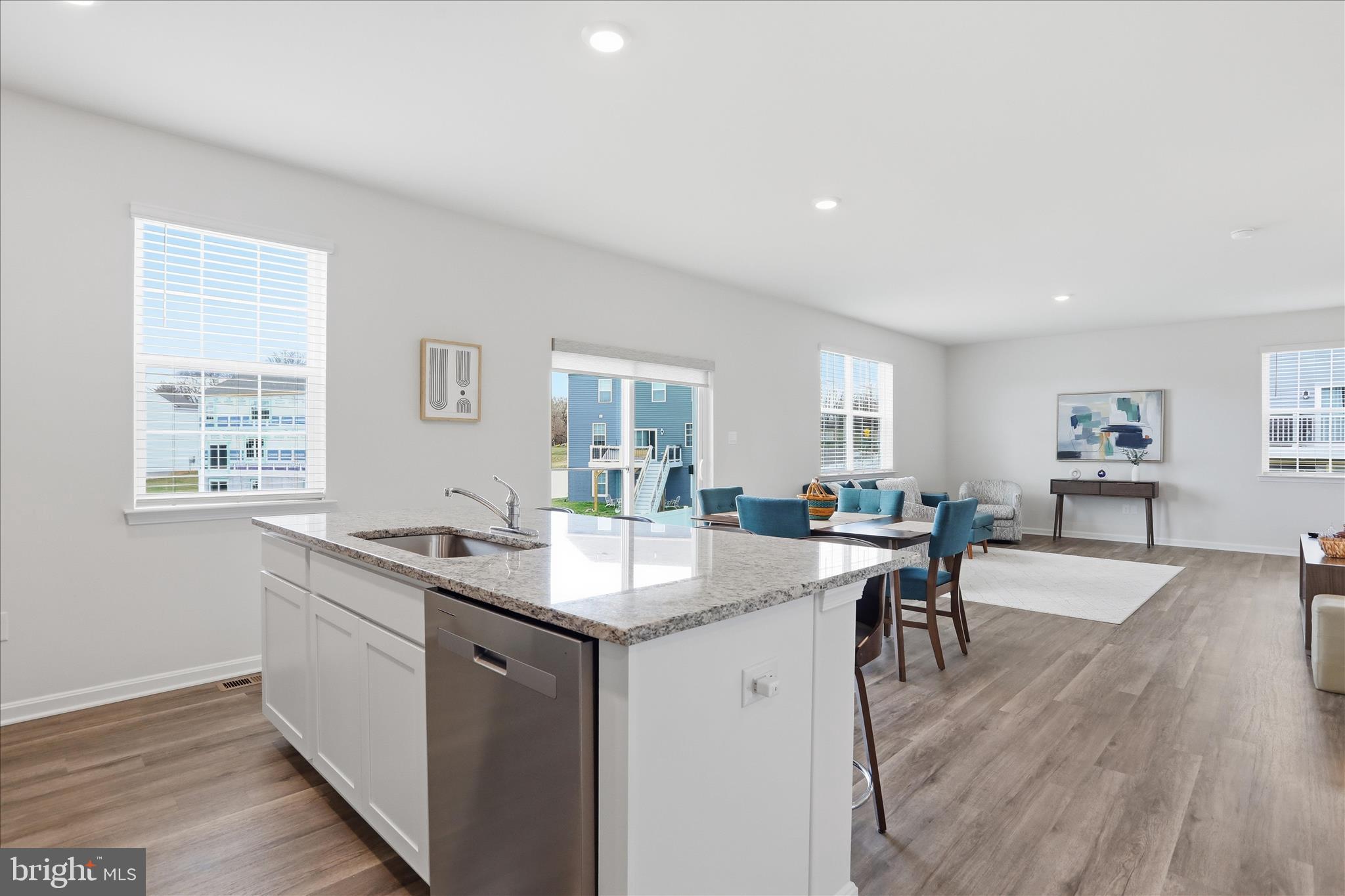 183 Riderwood Way Shepherdstown, WV 25443 - Photo 9 of 33 Kitchen