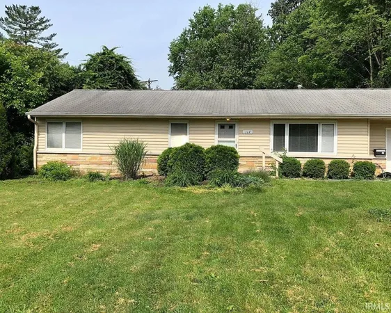 $1,950 | 117 North Hillsdale Drive, Bloomington, IN 47408