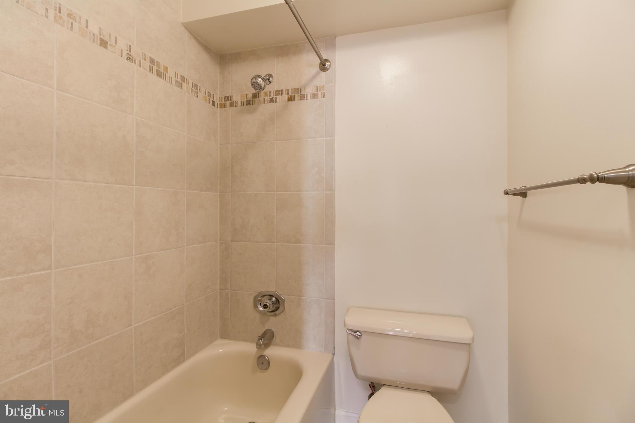 11184 Harbor Court, Unit 11184 Reston, VA 20191 - Photo 19 of 19 Bath