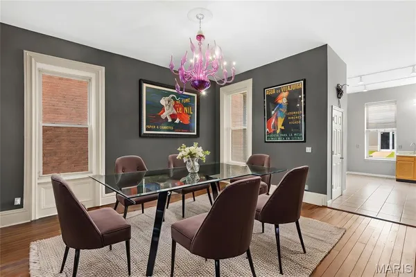 $538,000 | 2613 South 11th Street, St. Louis, MO 63118