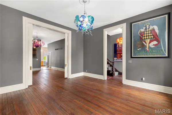 $538,000 | 2613 South 11th Street, St. Louis, MO 63118