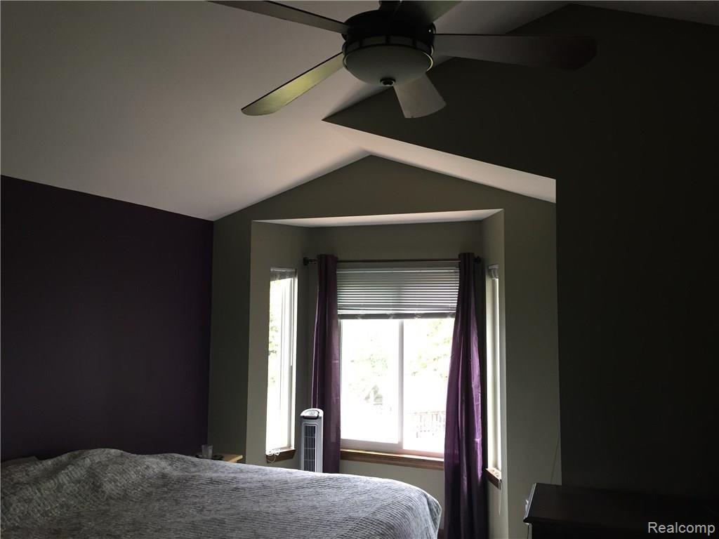 2649 Hayes Road Yale, MI 48097 - Photo 11 of 13 IMG_1589.JPG