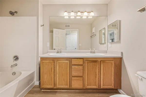 $239,900 | 5726 North Genoa Way, Unit 301, Aurora, CO 80019