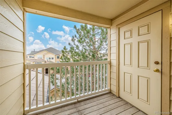 $239,900 | 5726 North Genoa Way, Unit 301, Aurora, CO 80019