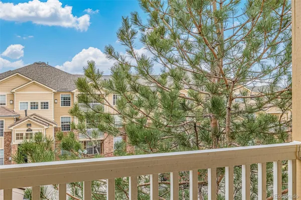 $239,900 | 5726 North Genoa Way, Unit 301, Aurora, CO 80019