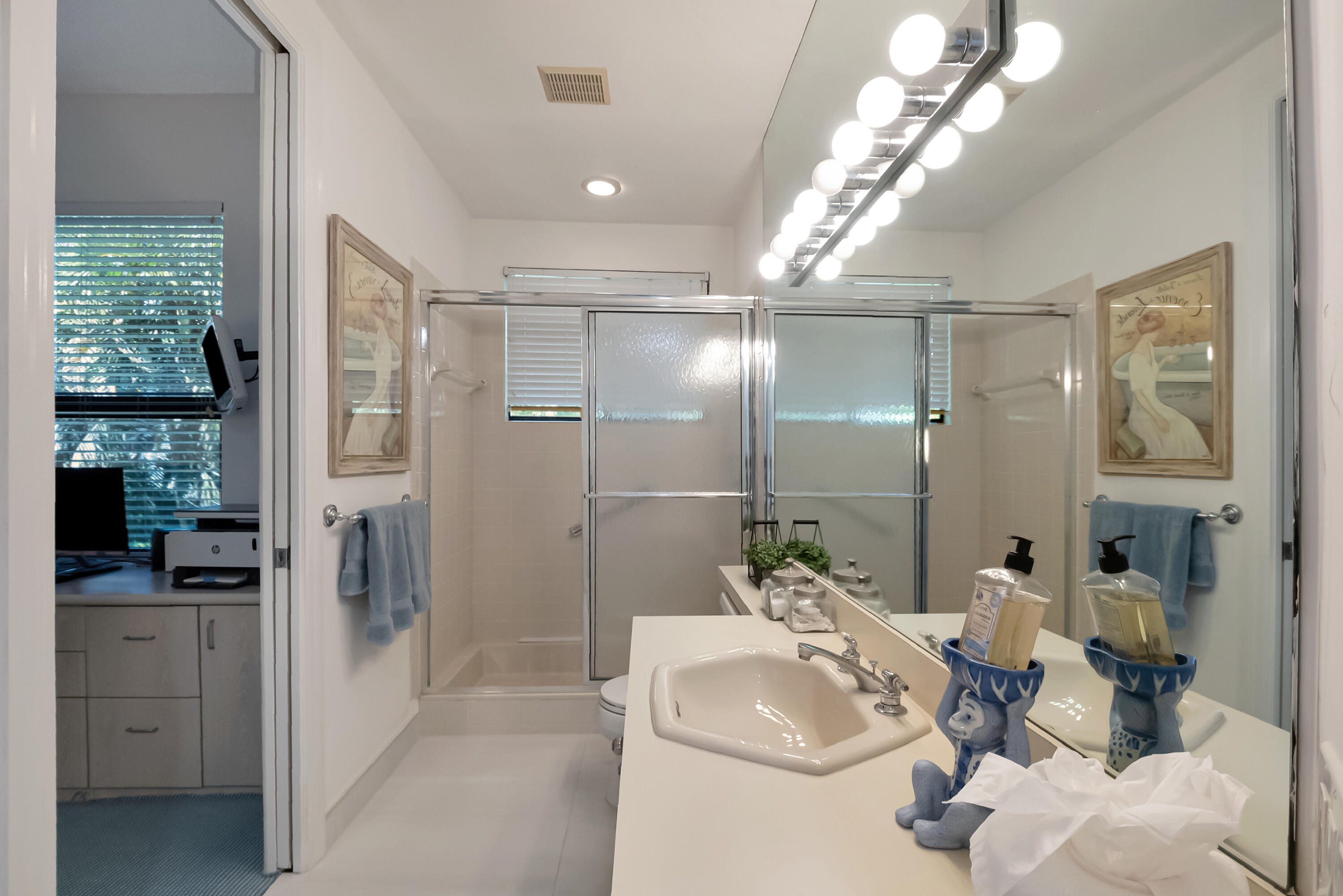 21254 Clubside Drive, Unit B Boca Raton, FL 33434 - Photo 34 of 72 FULL BATHROOM