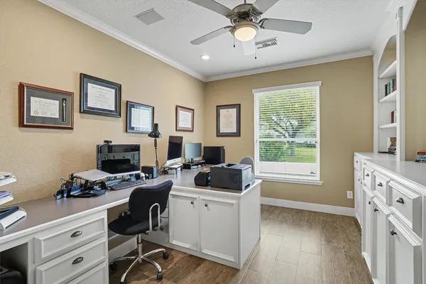 $765,000 | 109 Avenue J, Dickinson, TX 77539