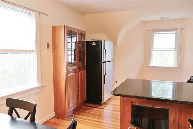 $2,600 | 23 Smith Avenue, Unit 3, Newport, RI 02840