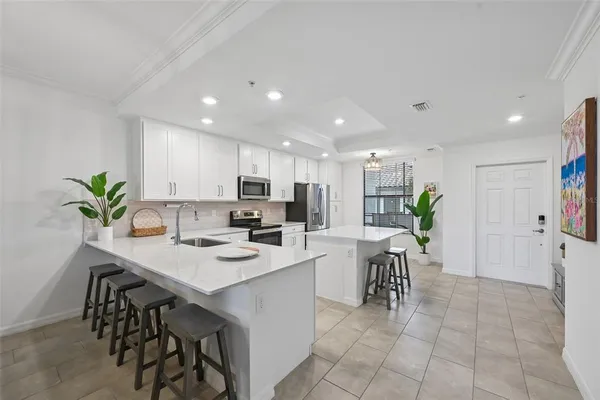 $465,000 | 5721 Palmer Circle, Unit 101, Lakewood Ranch, FL 34211