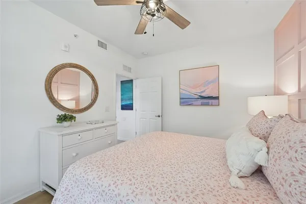 $465,000 | 5721 Palmer Circle, Unit 101, Lakewood Ranch, FL 34211