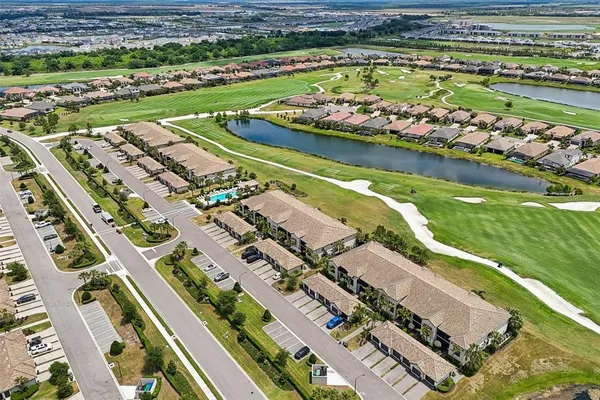 $465,000 | 5721 Palmer Circle, Unit 101, Lakewood Ranch, FL 34211