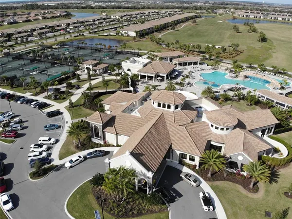 $465,000 | 5721 Palmer Circle, Unit 101, Lakewood Ranch, FL 34211