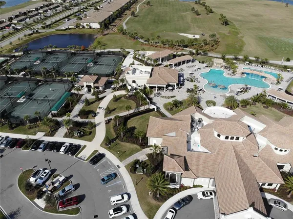 $465,000 | 5721 Palmer Circle, Unit 101, Lakewood Ranch, FL 34211