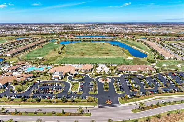 $465,000 | 5721 Palmer Circle, Unit 101, Lakewood Ranch, FL 34211