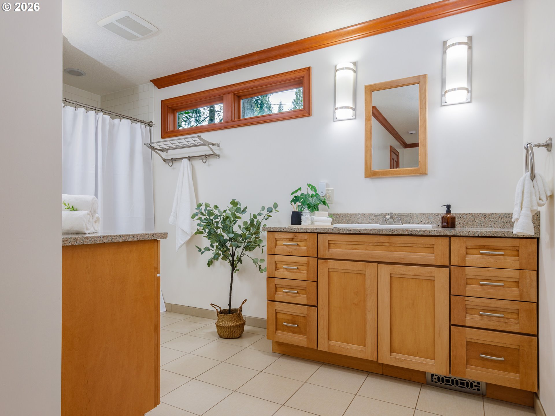 4510 Southwest 60th Place Portland, OR 97221 - Photo 22 of 48 Bathroom, Attached