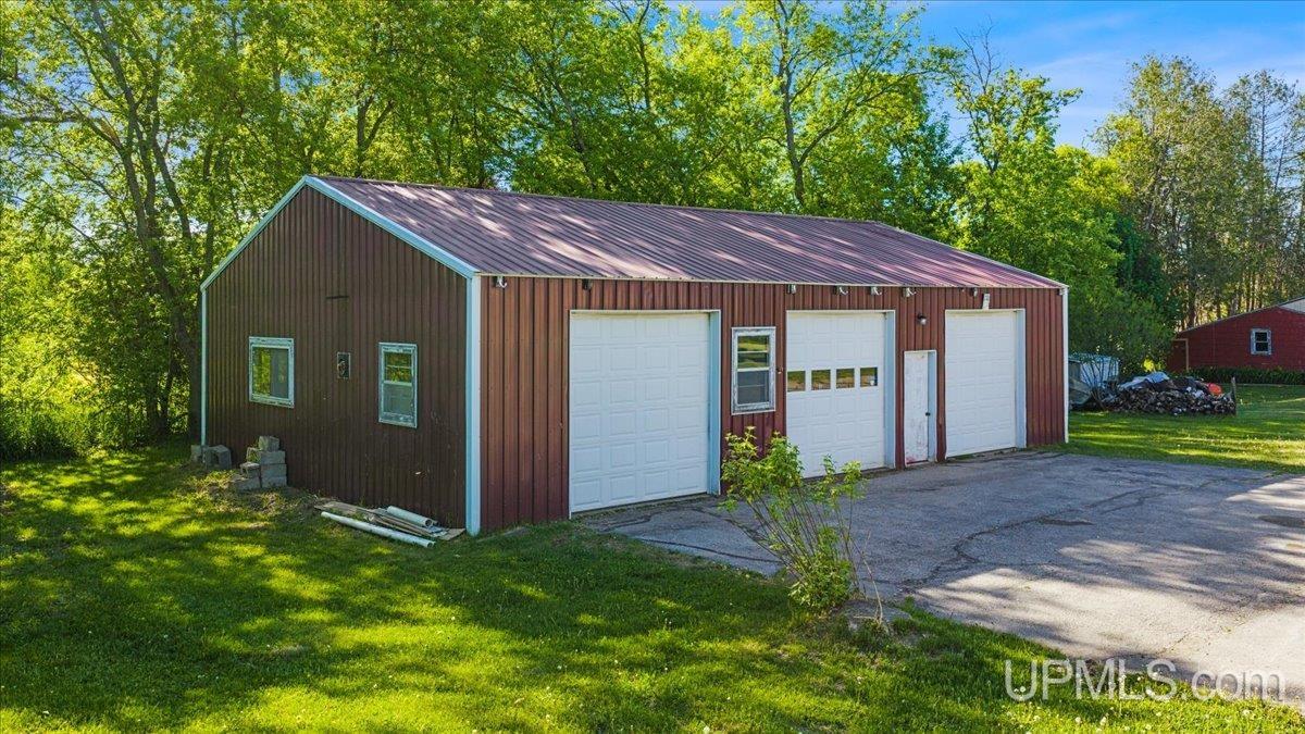 3769 20th Road Gladstone, MI 49837 - Photo 37 of 44